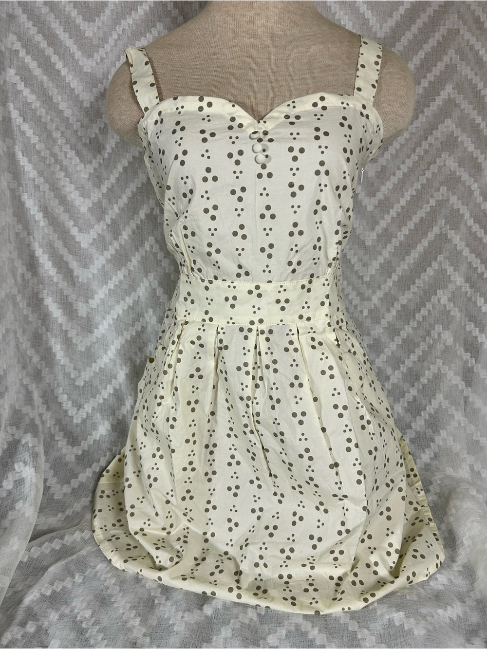 NWT Vintage-Inspired Cream Polka Dot Sundress